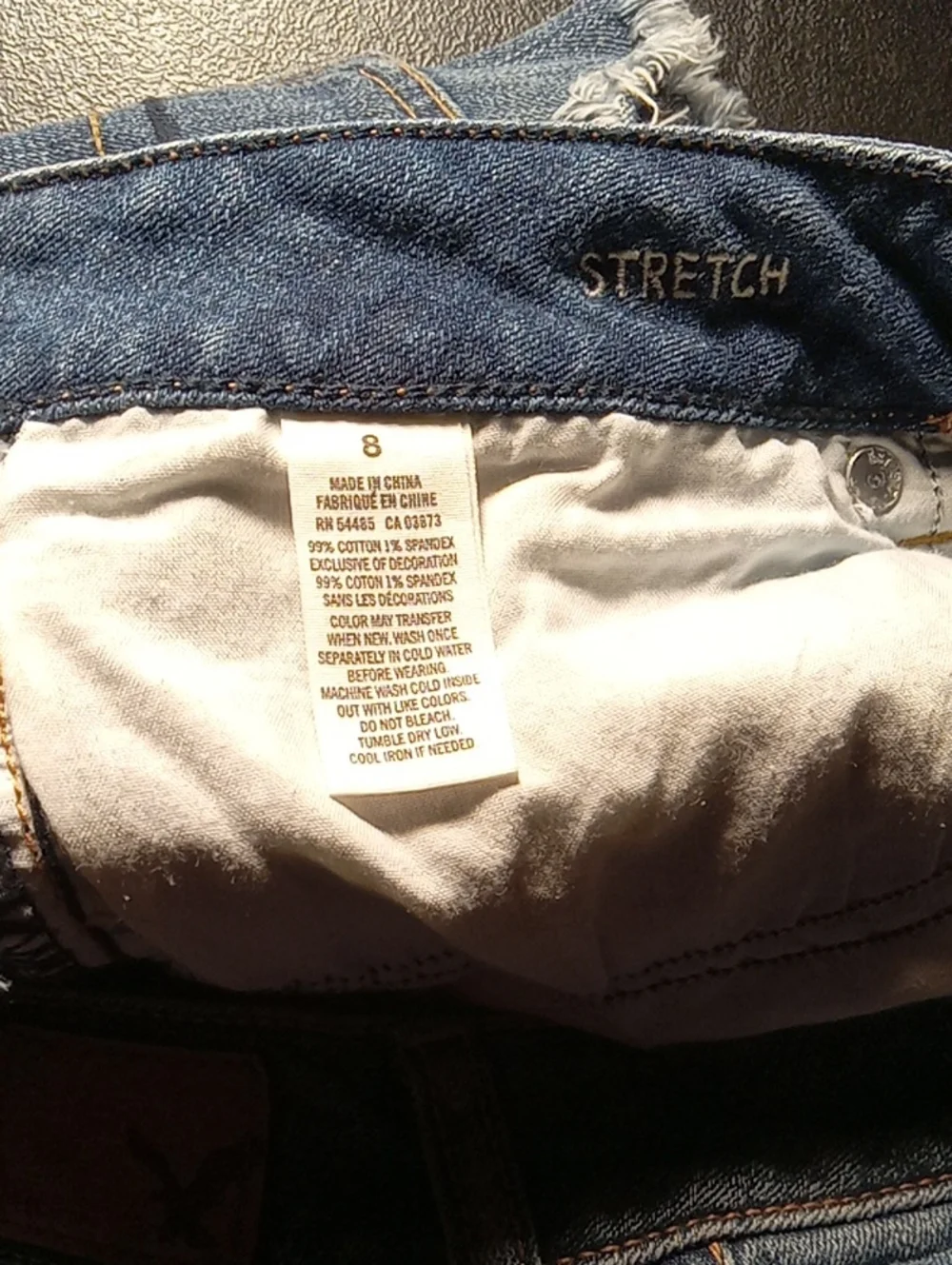 Women's American Eagle Outfitters Shorts With Flowers Next To The Pockets Stretc